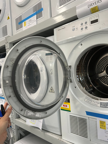 Second hand Fisher & Paykel 4kg Vented Dryer model: DE4060M1 - Second Hand Appliances Geebung